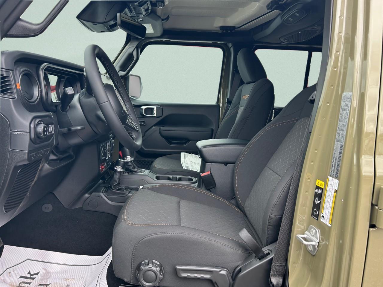 2026 Jeep Gladiator Mojave 4x4 Photo