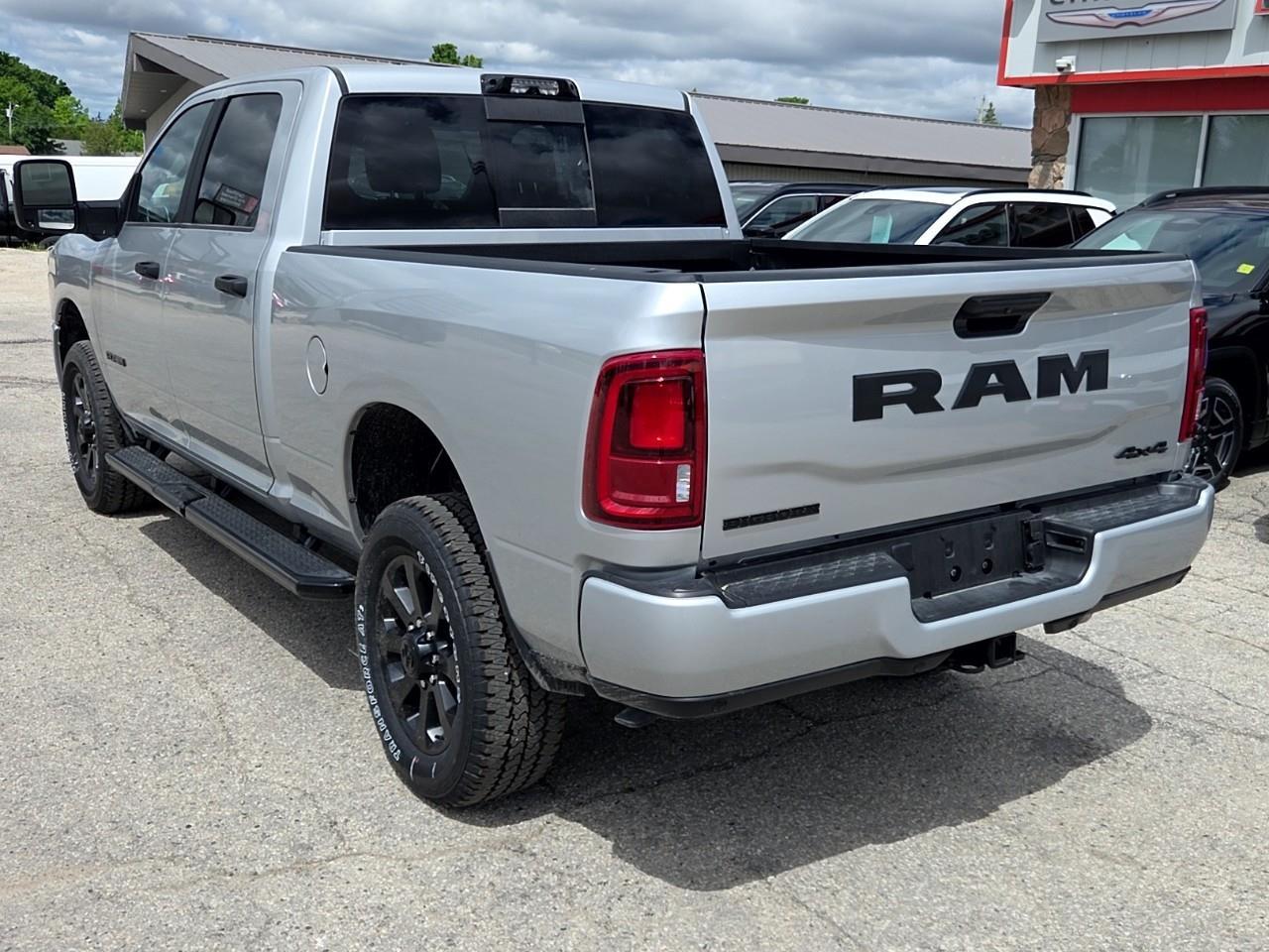 2026 RAM 2500 Big Horn 4x4 Crew Cab 6'4" Box Photo2