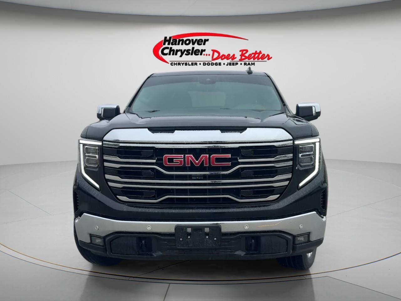 2024 GMC Sierra 1500 Crew Cab Short Box 4-Wheel Drive SLT Photo