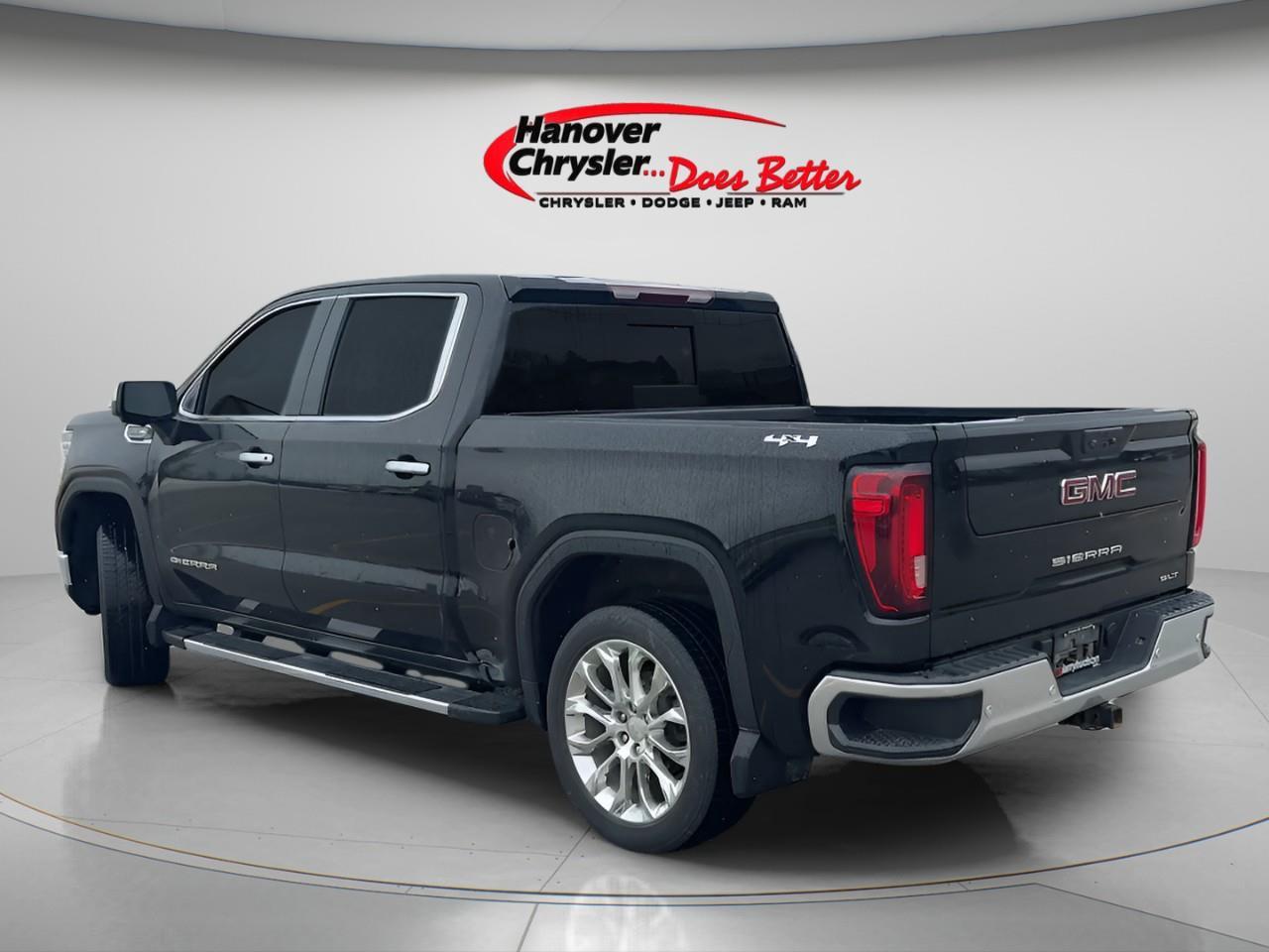 2024 GMC Sierra 1500 Crew Cab Short Box 4-Wheel Drive SLT Photo