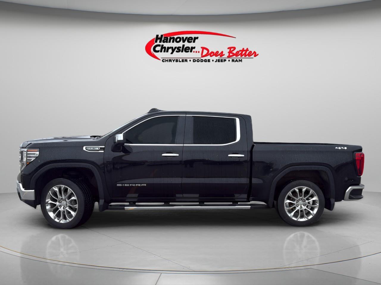 2024 GMC Sierra 1500 Crew Cab Short Box 4-Wheel Drive SLT Photo
