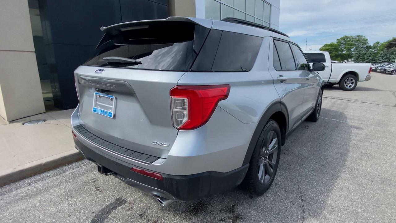 2023 Ford Explorer XLT Photo
