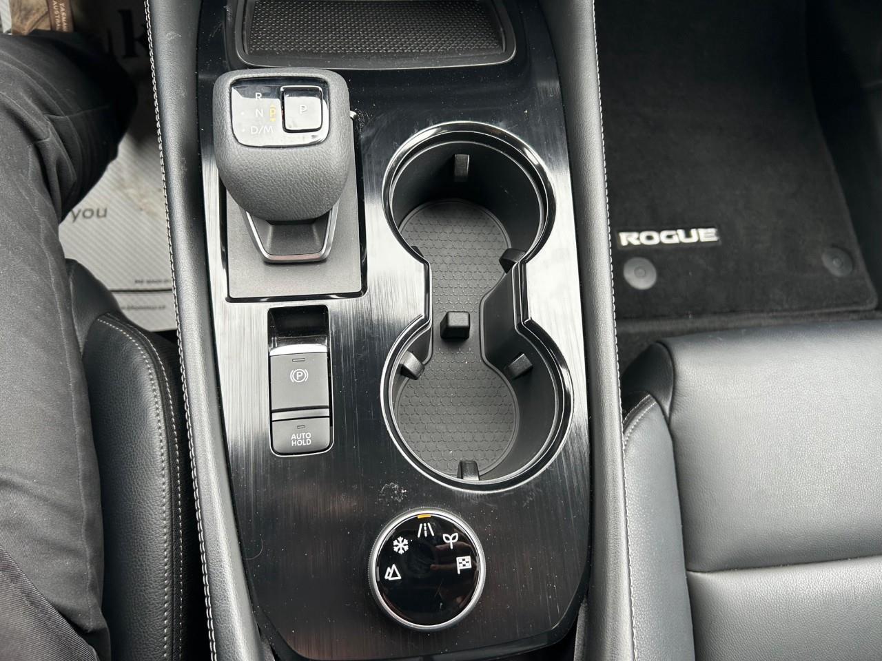 2023 Nissan Rogue AWD SL Photo