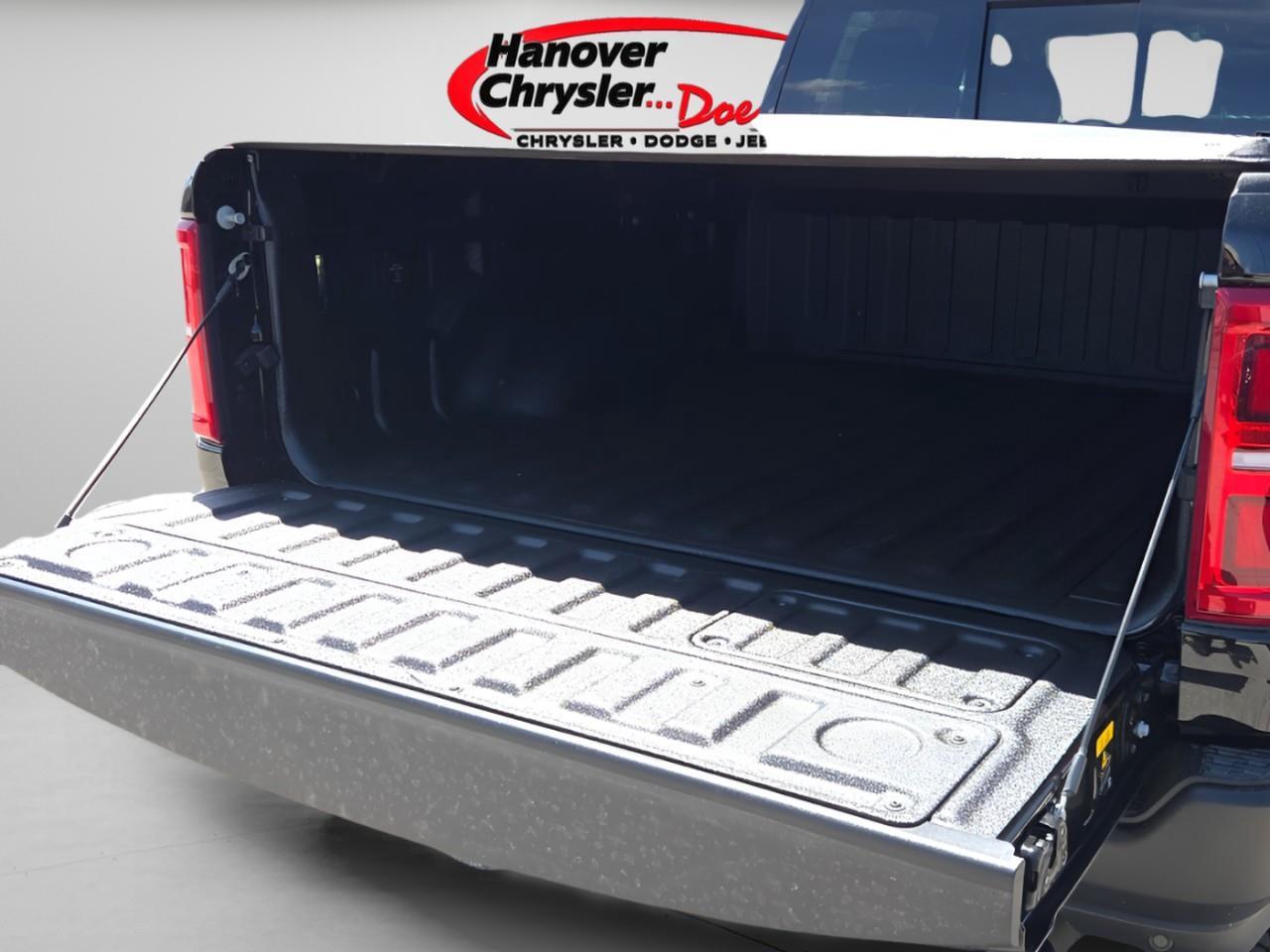 2026 RAM 1500 RHO 4X4 CREW CAB 5'7" BOX Photo
