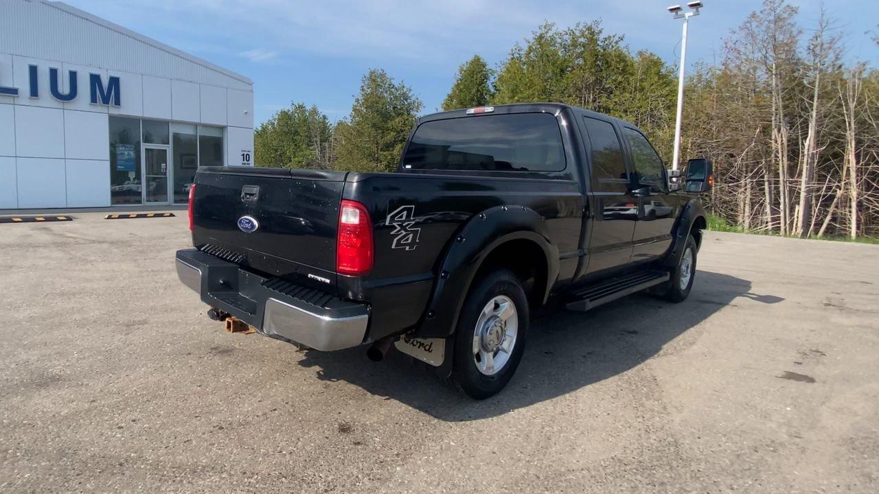 2012 Ford SUPER DUTY F-250 SRW XLT Photo