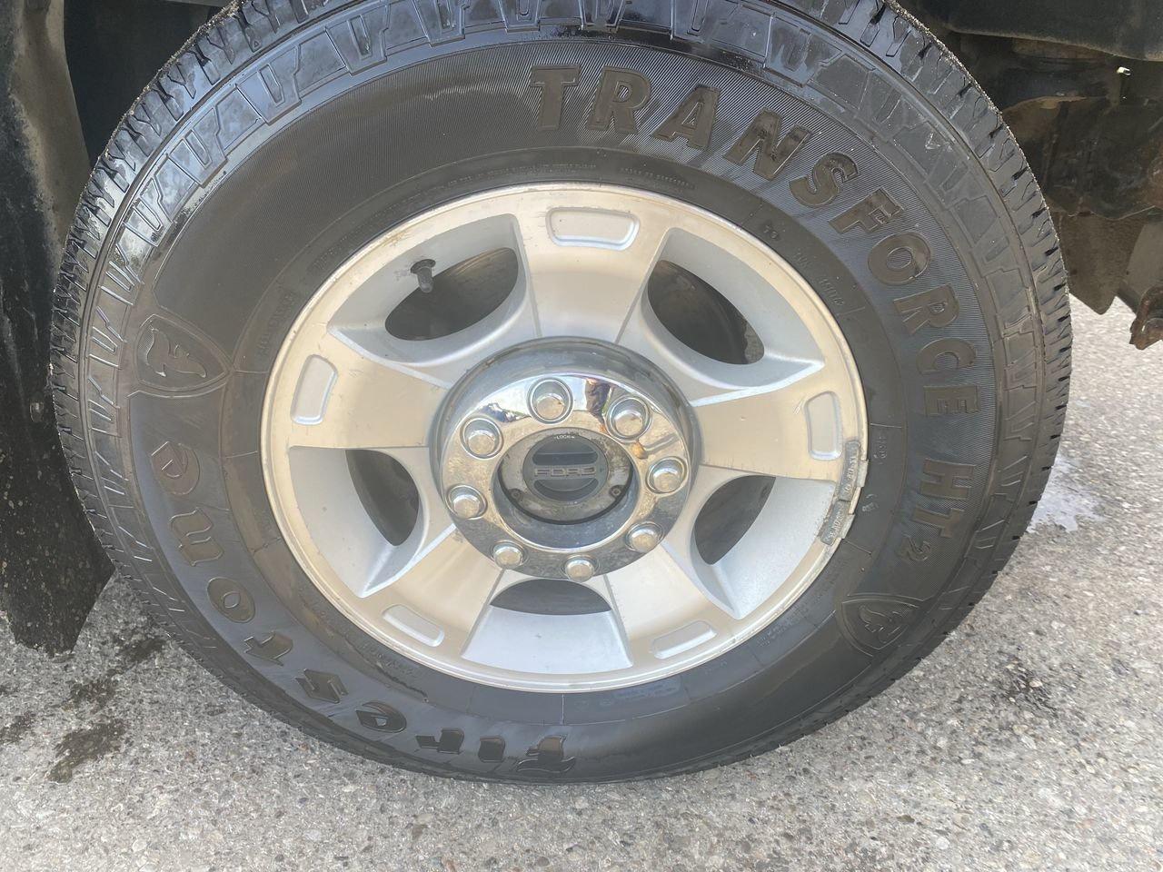 2012 Ford SUPER DUTY F-250 SRW XLT Photo
