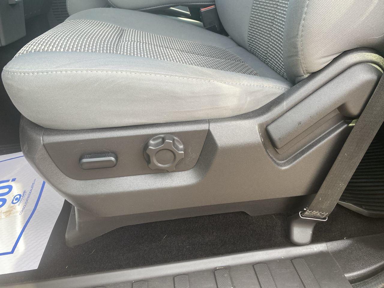 2012 Ford SUPER DUTY F-250 SRW XLT Photo