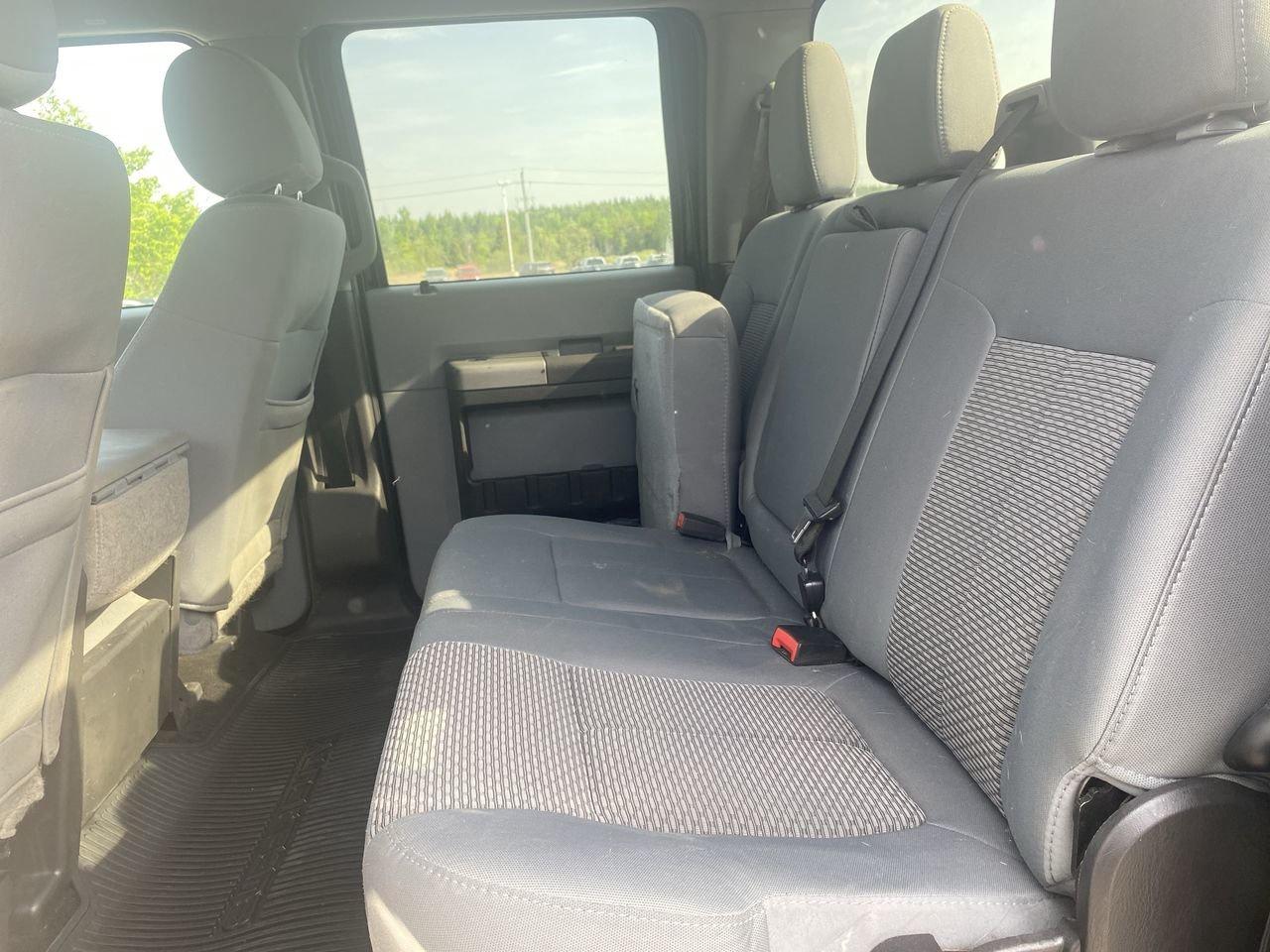 2012 Ford SUPER DUTY F-250 SRW XLT Photo