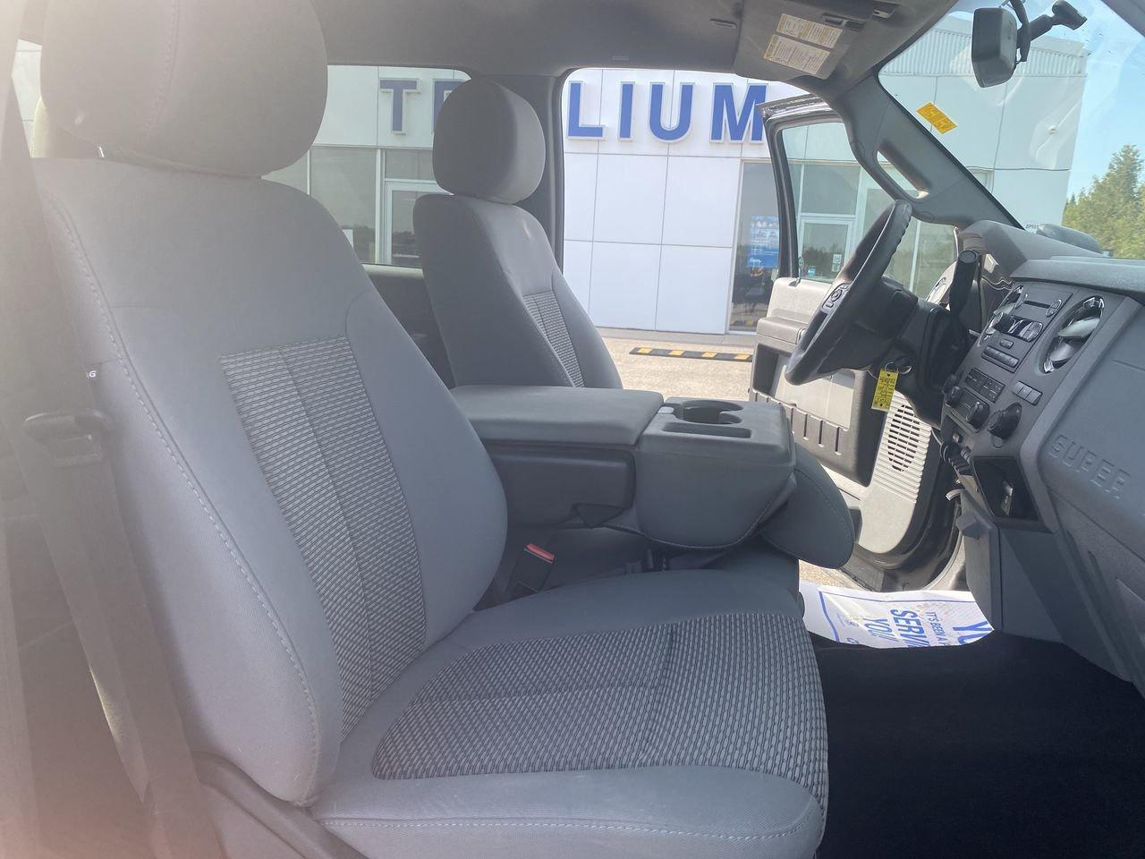 2012 Ford SUPER DUTY F-250 SRW XLT Photo