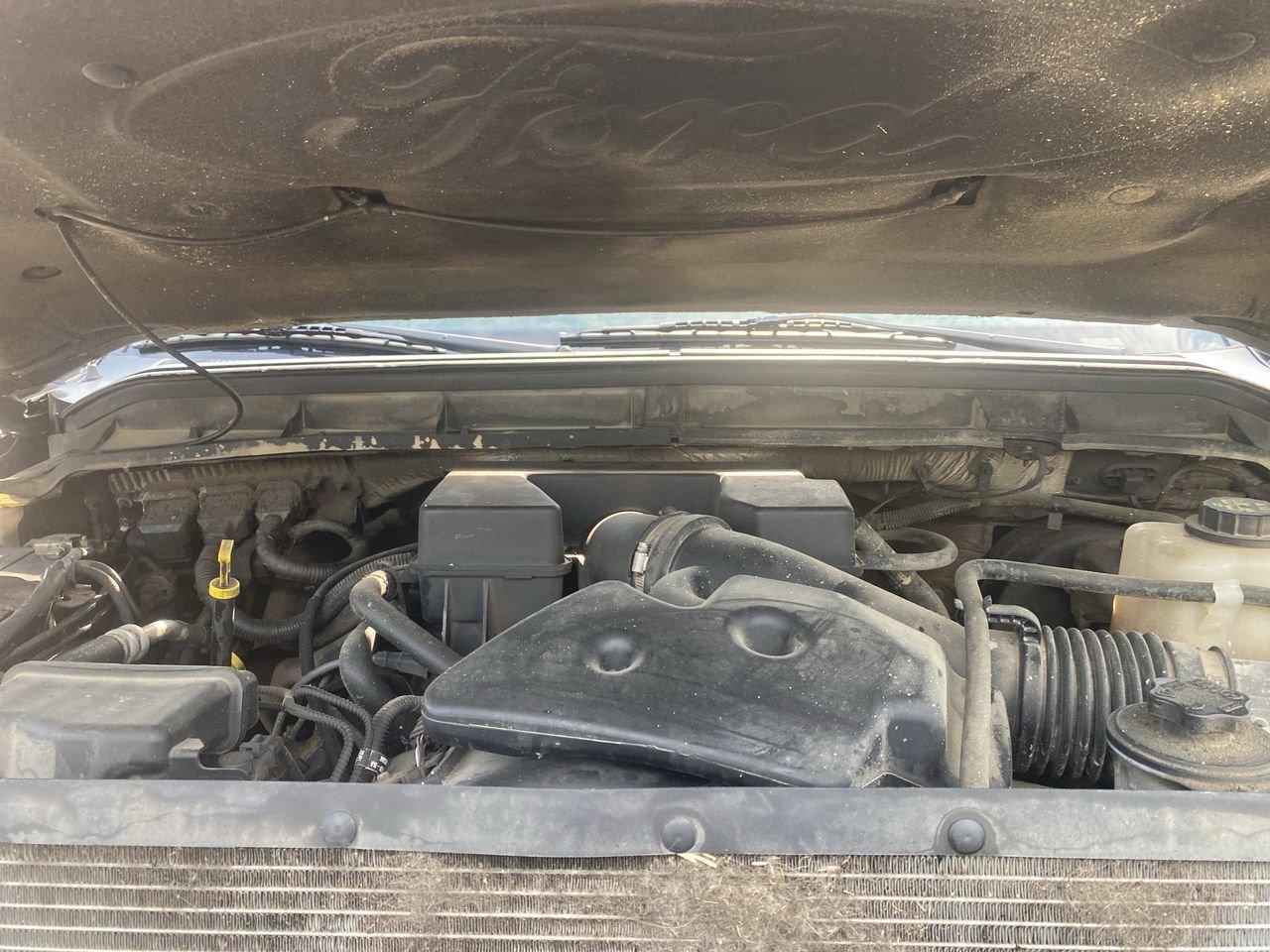 2012 Ford SUPER DUTY F-250 SRW XLT Photo