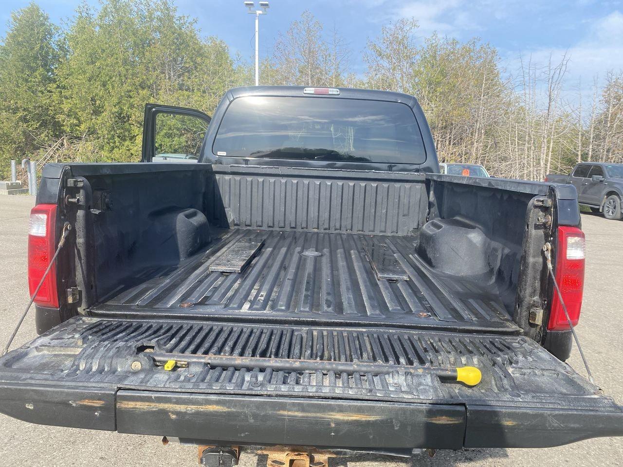2012 Ford SUPER DUTY F-250 SRW XLT Photo