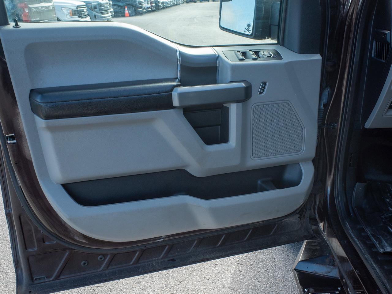2018 Ford F-150 - Back-Up Camera   Tow Hooks Photo