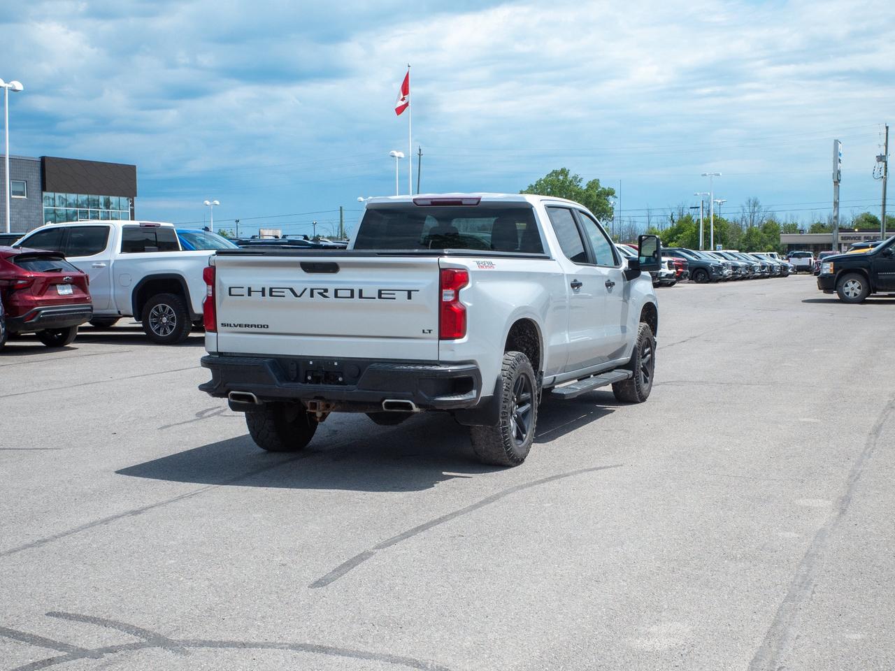 2022 Chevrolet Silverado 1500 LTD LT Trail Boss - Driver Adjustable Lumbar   WiFi Ho Photo