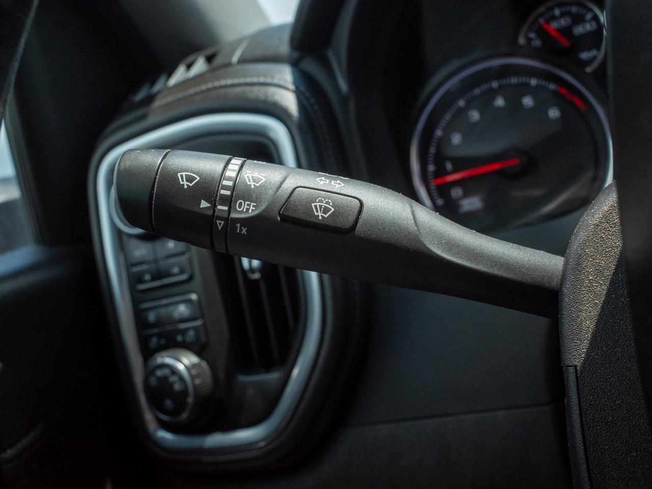 2022 Chevrolet Silverado 1500 LTD LT Trail Boss - Driver Adjustable Lumbar   WiFi Ho Photo