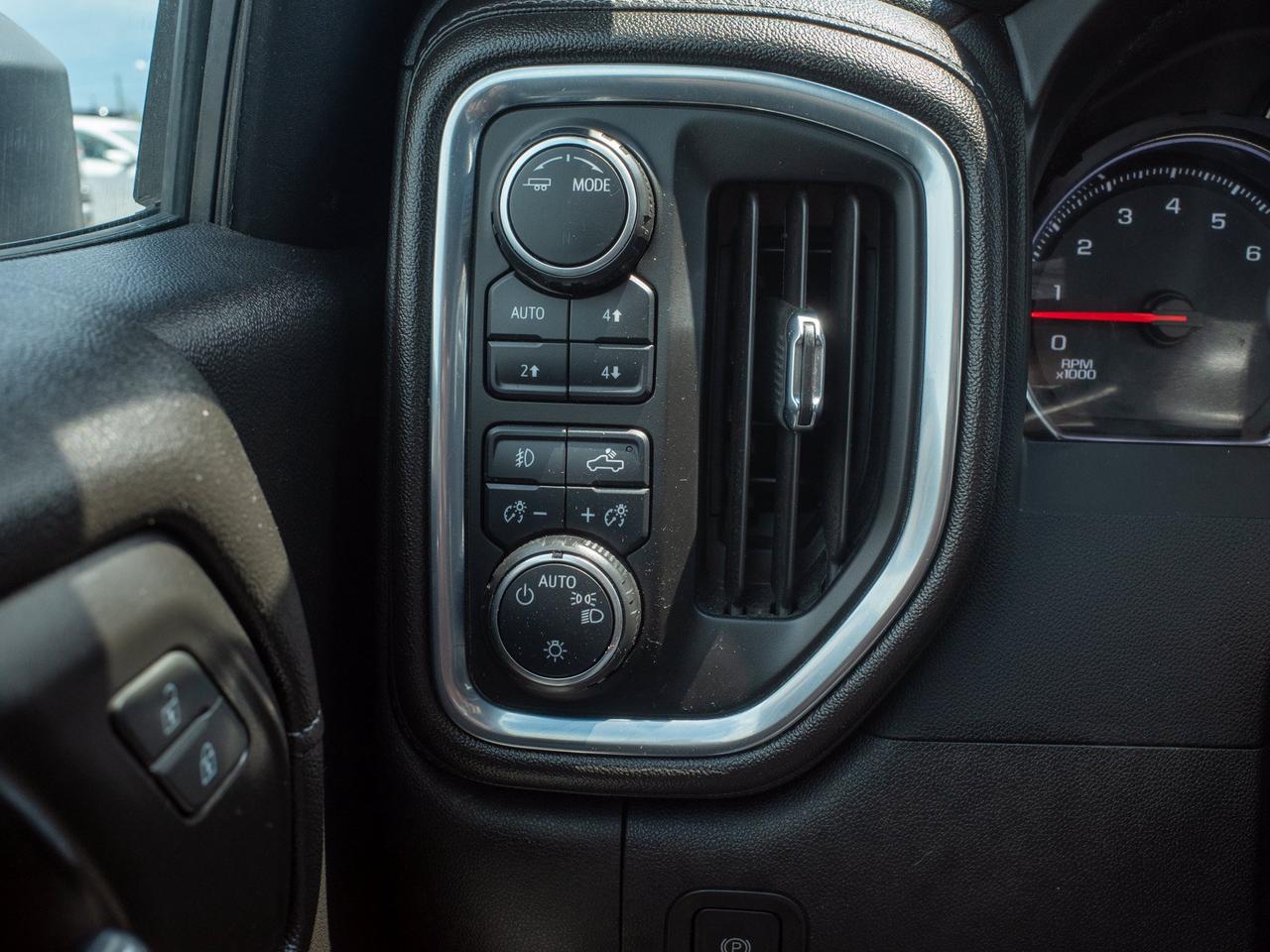 2022 Chevrolet Silverado 1500 LTD LT Trail Boss - Driver Adjustable Lumbar   WiFi Ho Photo