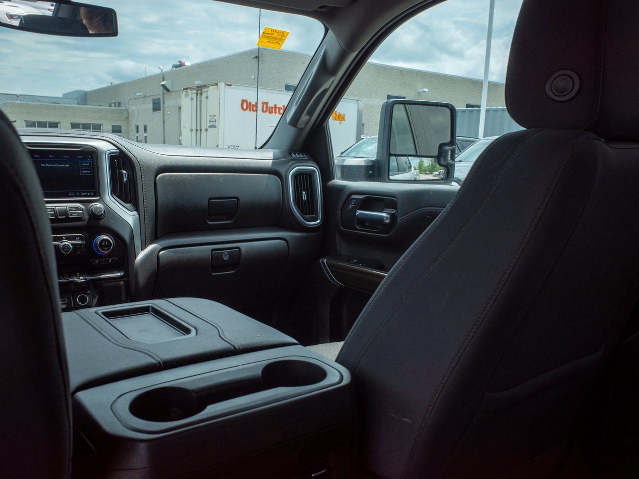 2022 Chevrolet Silverado 1500 LTD LT Trail Boss - Driver Adjustable Lumbar   WiFi Ho Photo