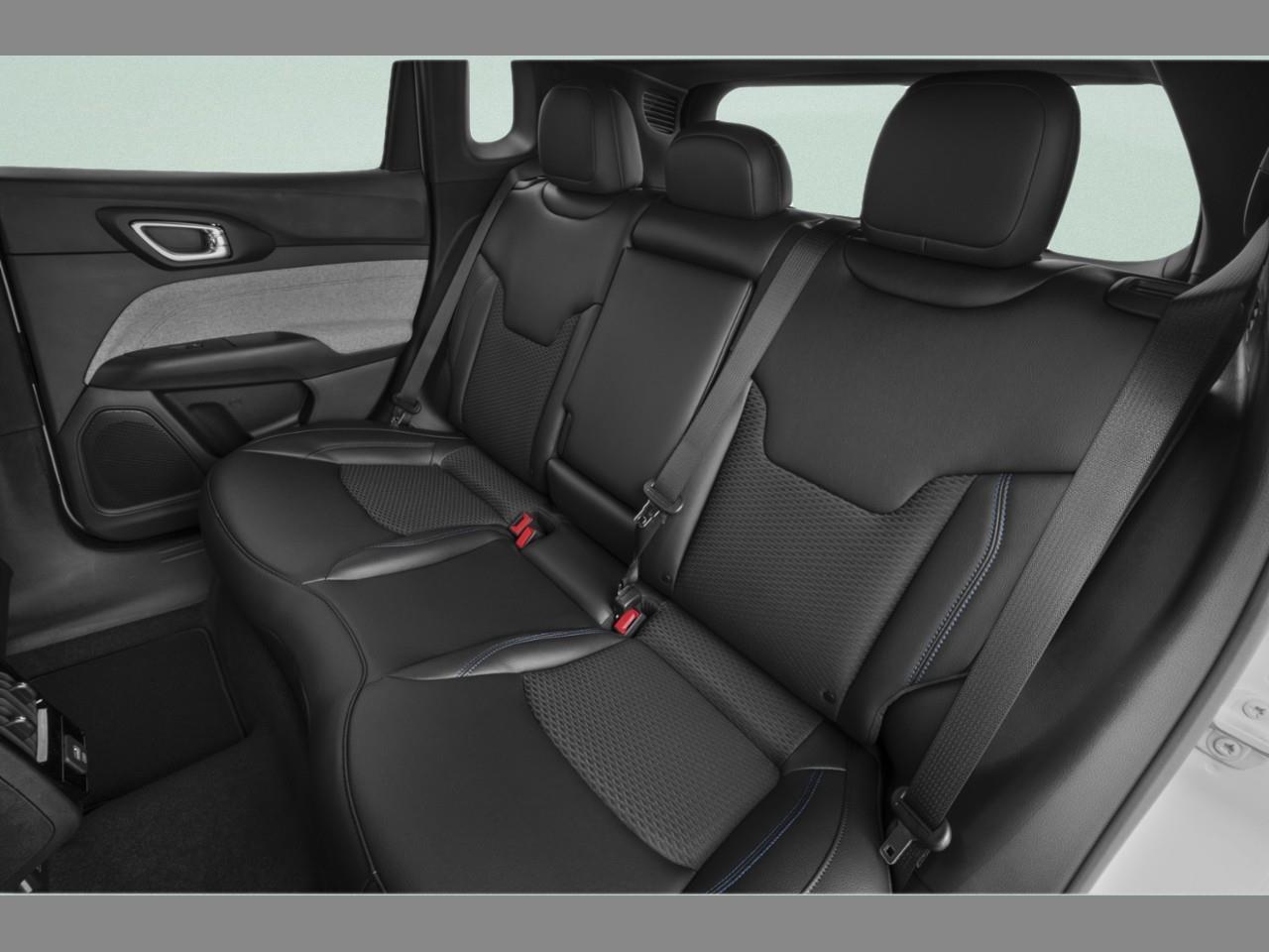 2026 Jeep Compass NORTH 4X4 Photo
