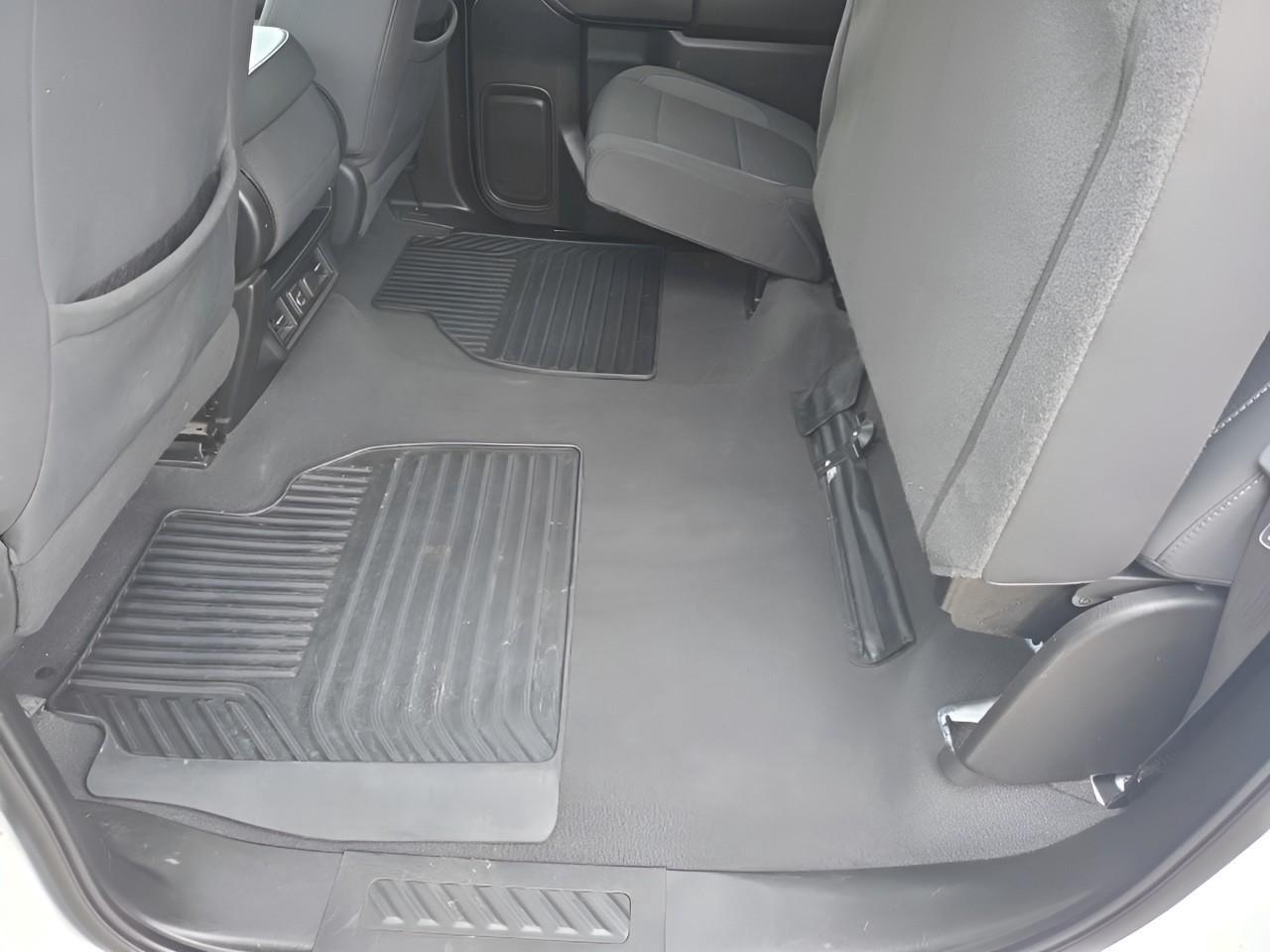 2022 Chevrolet Silverado 1500 LTD Crew Cab Short Box 4-Wheel Drive LT Photo