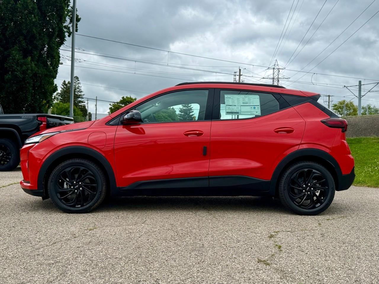 2027 Chevrolet Bolt RS 4dr Photo
