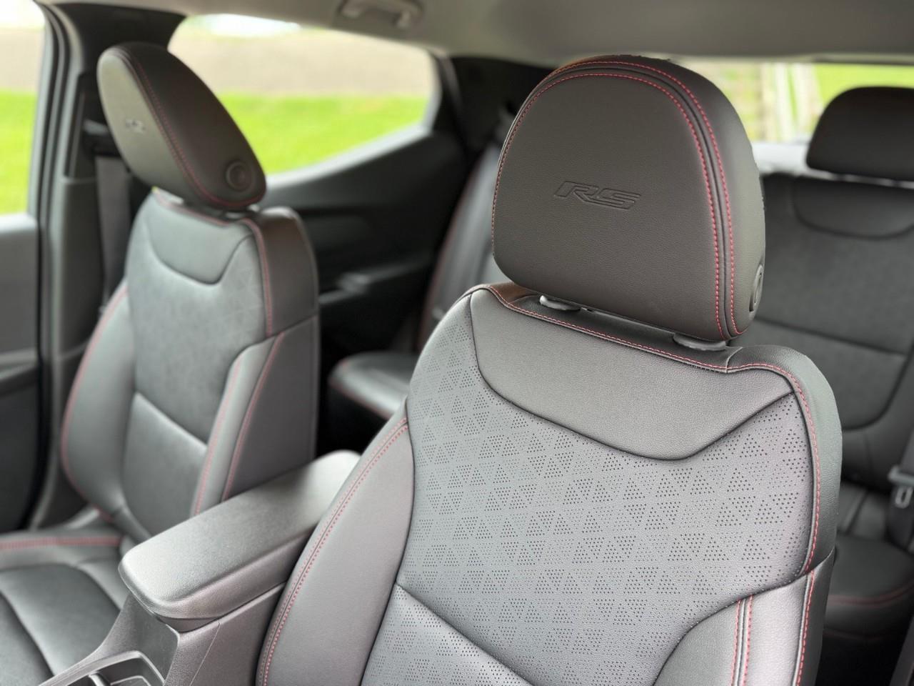 2027 Chevrolet Bolt RS 4dr Photo