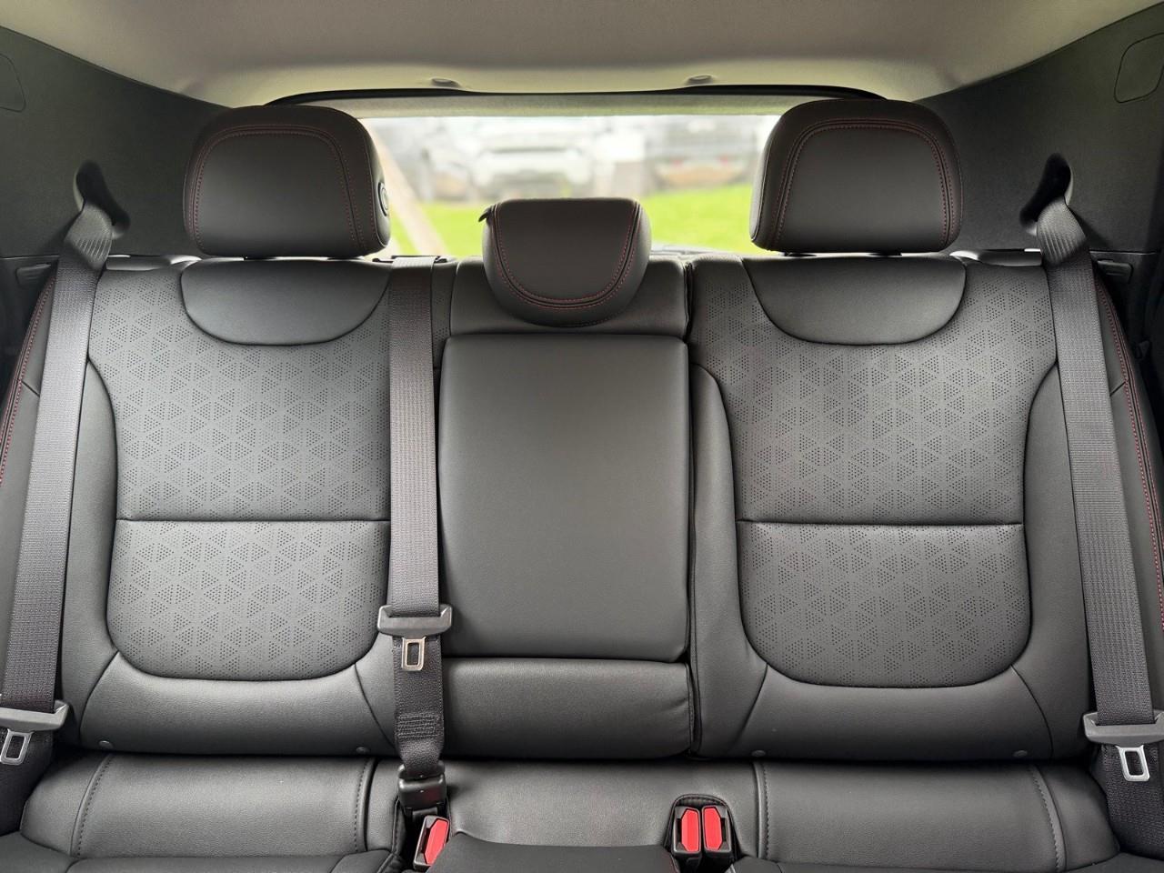 2027 Chevrolet Bolt RS 4dr Photo