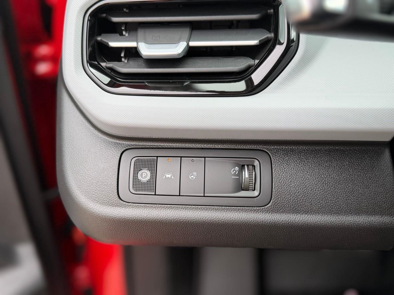 2027 Chevrolet Bolt RS 4dr Photo