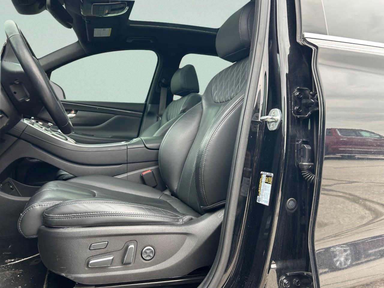 2022 Hyundai Santa Fe ULTIMATE CALLIGRAPHY AWD Photo