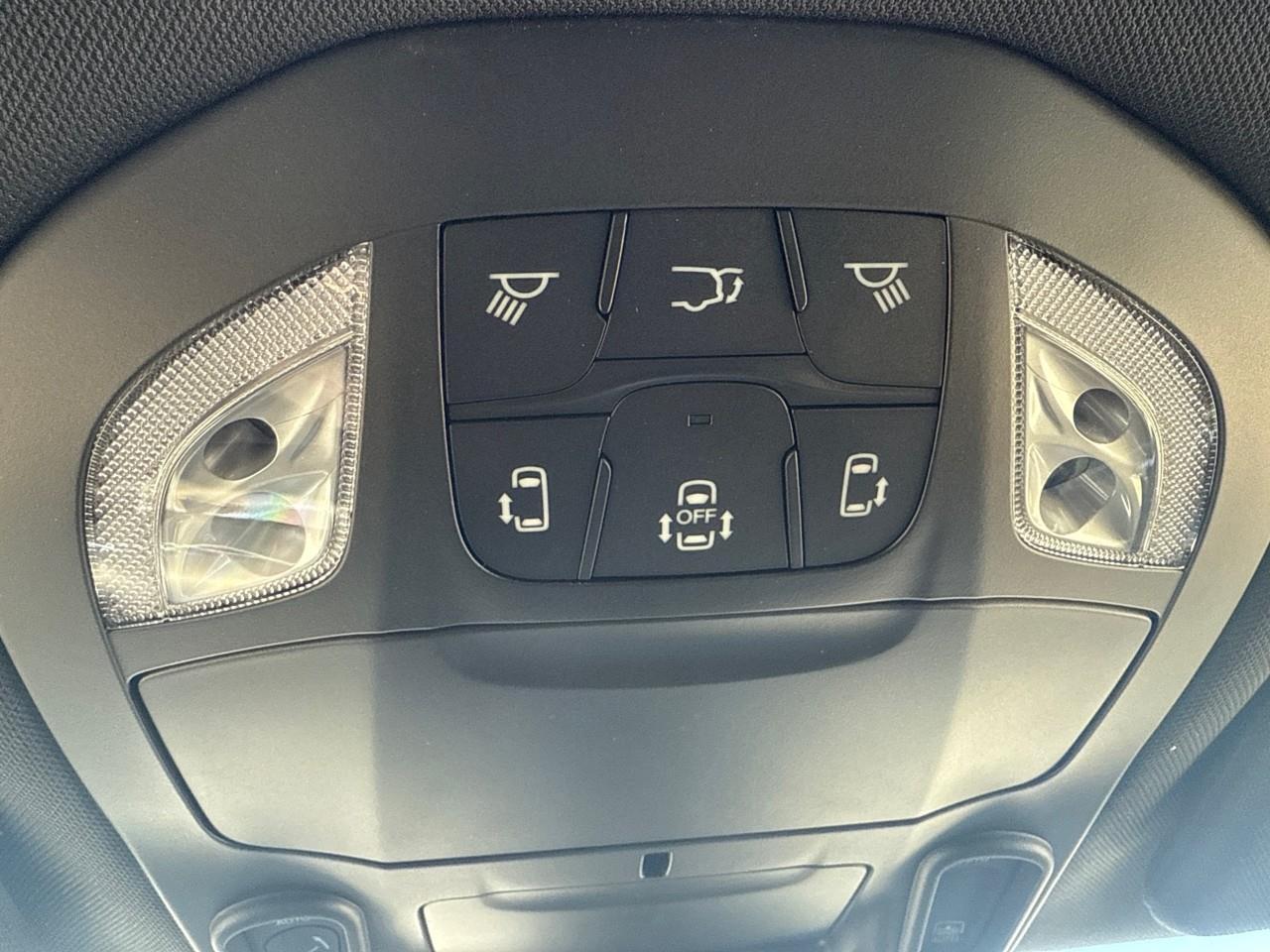 2026 Chrysler Pacifica Select FWD Photo