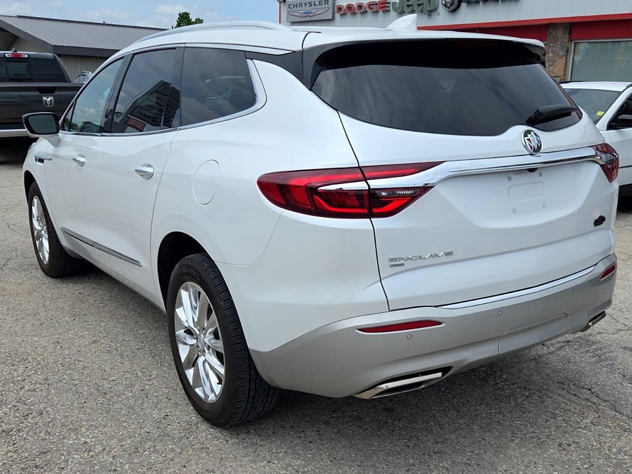 2021 Buick Enclave Premium AWD Photo