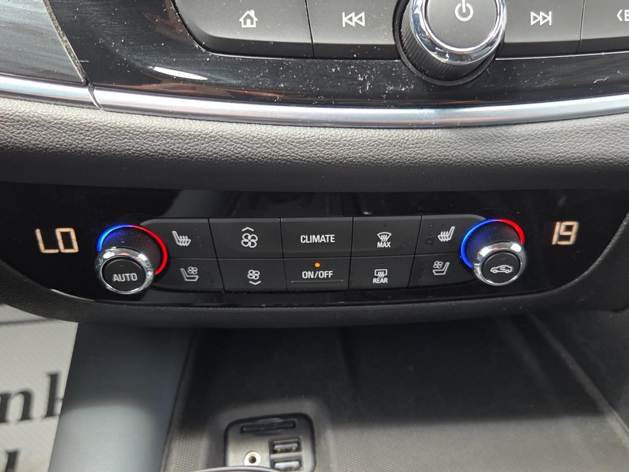 2021 Buick Enclave Premium AWD Photo
