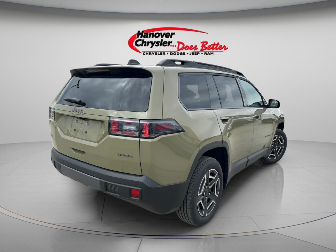 2026 Jeep Cherokee LAREDO 4x4 Photo