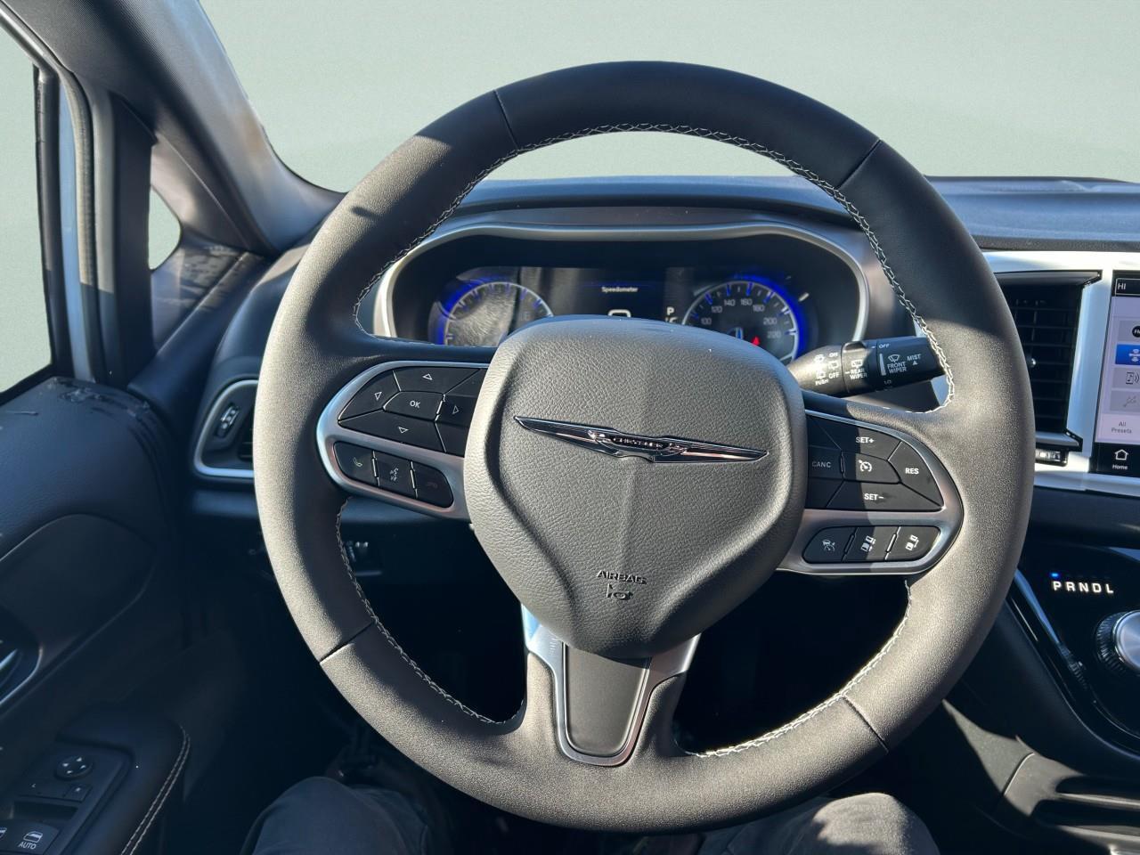 2026 Chrysler Grand Caravan SXT 2WD Photo