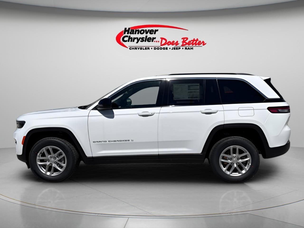 2026 Jeep Grand Cherokee Laredo X 4x4 Photo