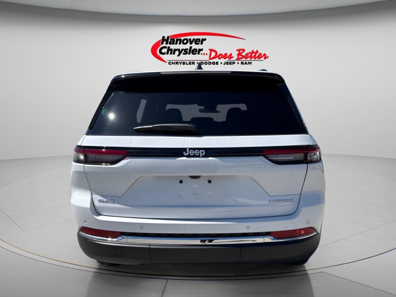 2026 Jeep Grand Cherokee Laredo X 4x4 Photo