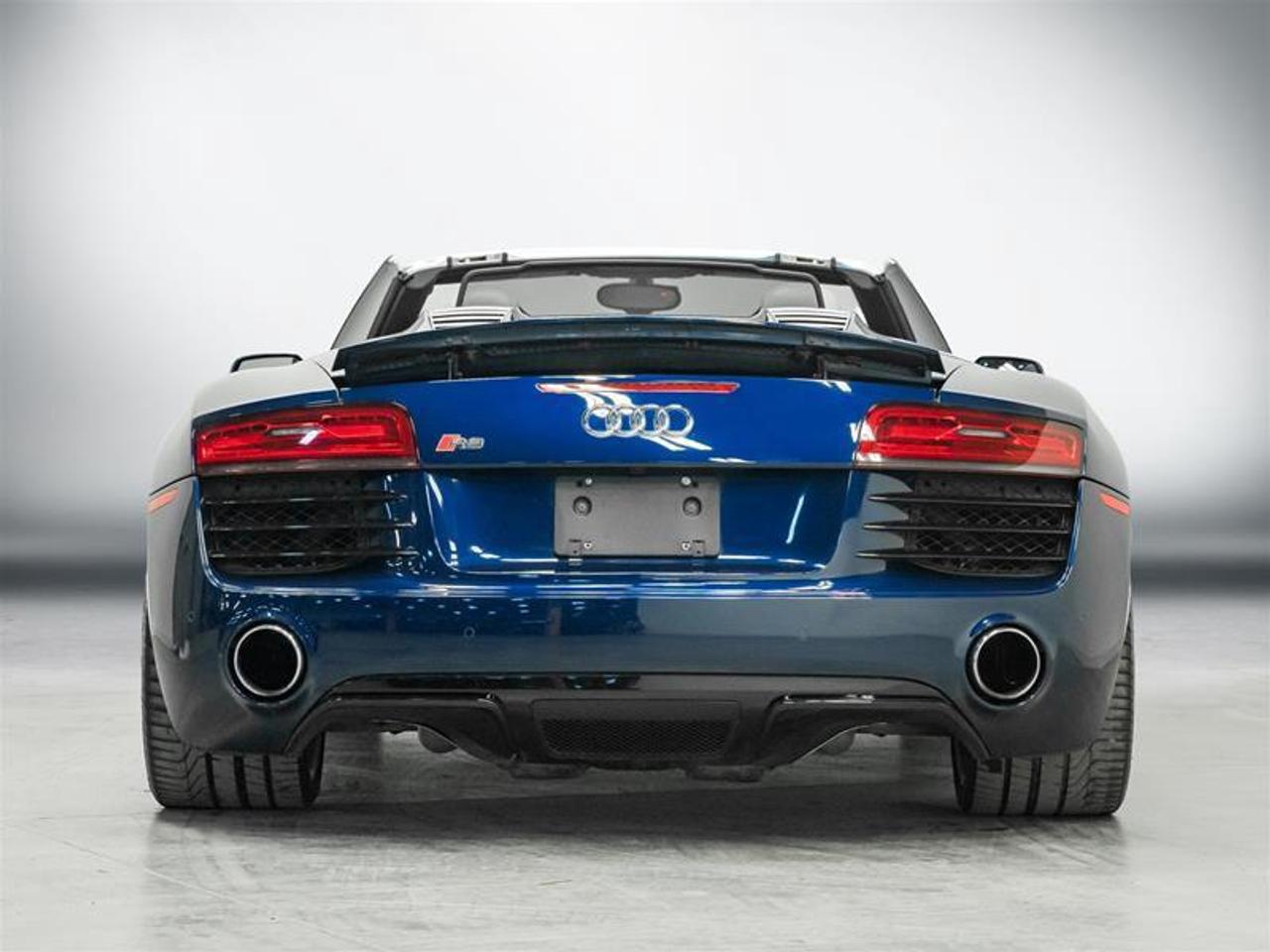 2014 Audi R8 4.2 (S tronic) 2dr All-Wheel Drive quattro Spyder Photo