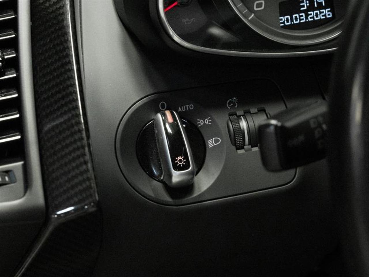 2014 Audi R8 4.2 (S tronic) 2dr All-Wheel Drive quattro Spyder Photo