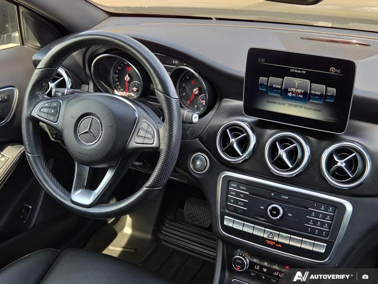 2019 Mercedes-Benz GLA250 LEATHER   ACTIVE BRAKE ASSIST   ATTENTION ASSIST Photo