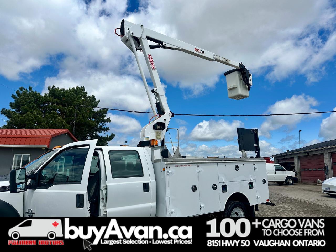 2011 Ford F-550 F-550 Crew Cab 40FT Skytel Bucket Truck Diesel Photo