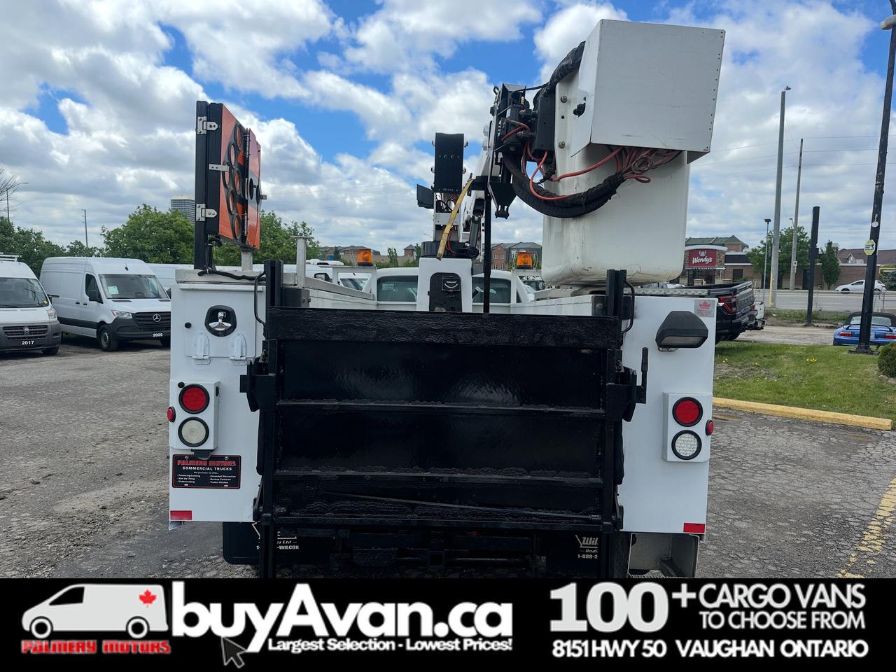 2011 Ford F-550 F-550 Crew Cab 40FT Skytel Bucket Truck Diesel Photo