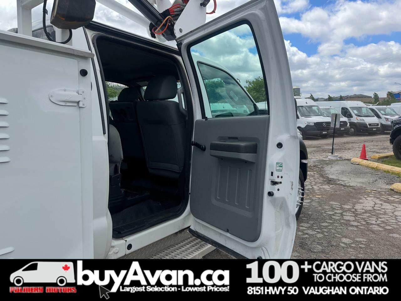 2011 Ford F-550 F-550 Crew Cab 40FT Skytel Bucket Truck Diesel Photo