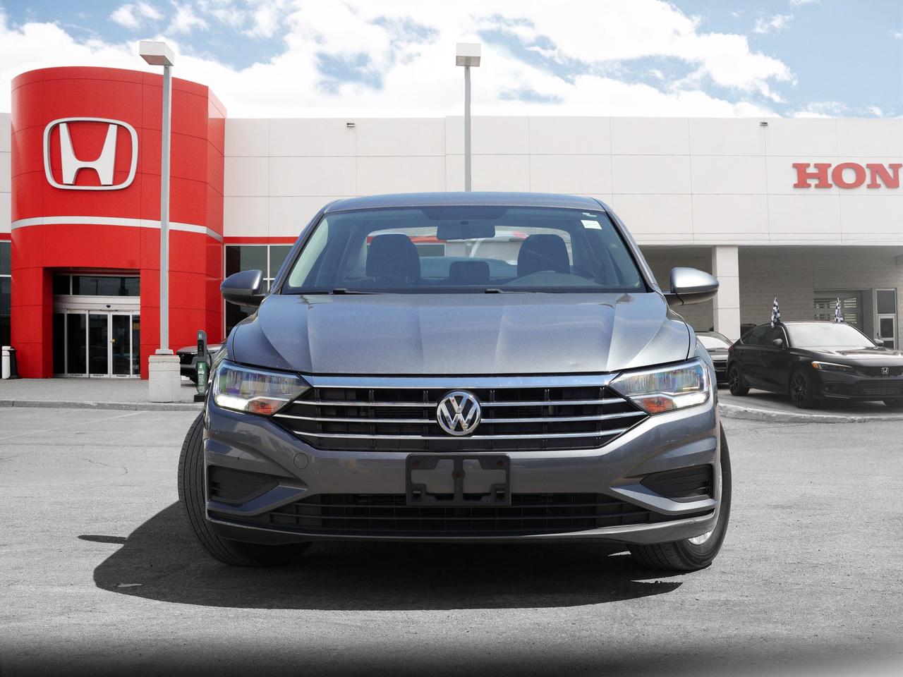 2019 Volkswagen Jetta 1.4 TSI Comfortline (A8) 4dr Sedan Photo