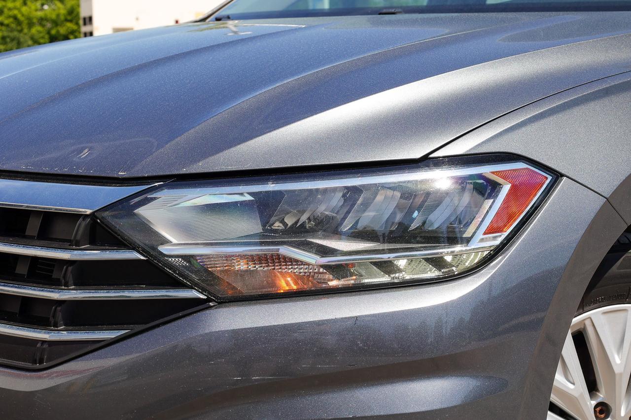 2019 Volkswagen Jetta 1.4 TSI Comfortline (A8) 4dr Sedan Photo