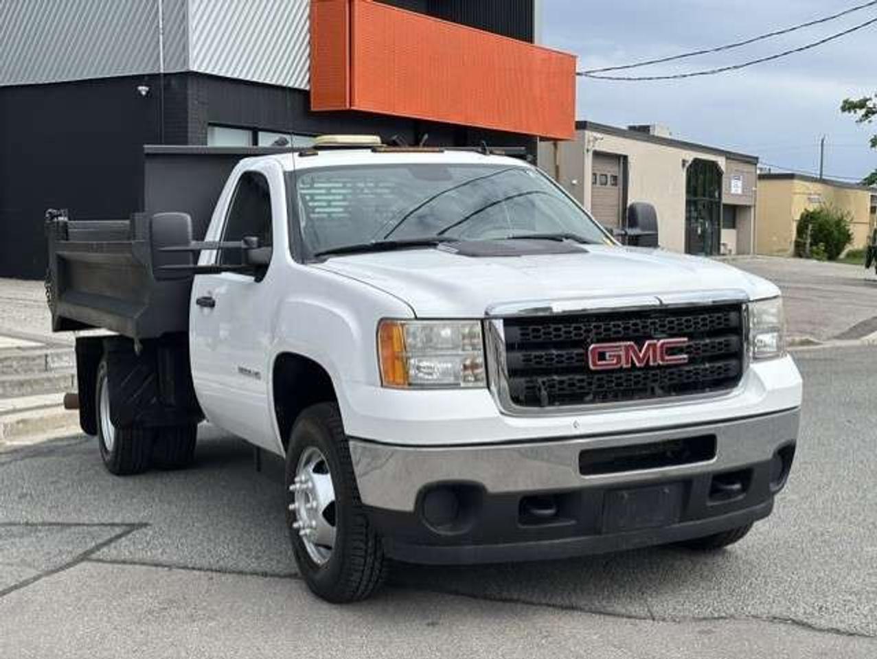 2013 GMC Sierra 3500HD 6.6L DURAMAX DIESEL-9' DUMP BOX-1 OWNER-CERTIFIED! Photo