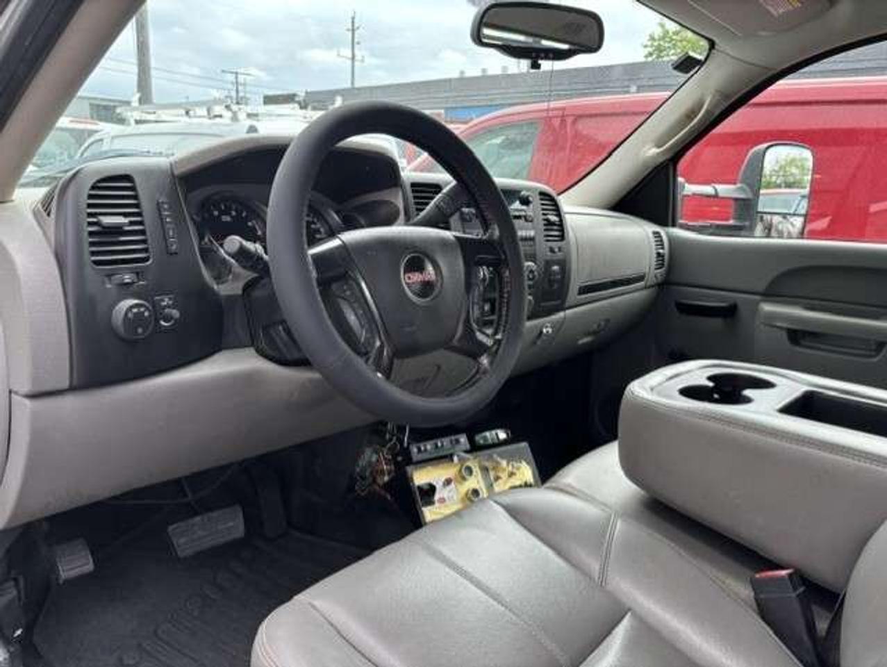 2013 GMC Sierra 3500HD 6.6L DURAMAX DIESEL-9' DUMP BOX-1 OWNER-CERTIFIED! Photo