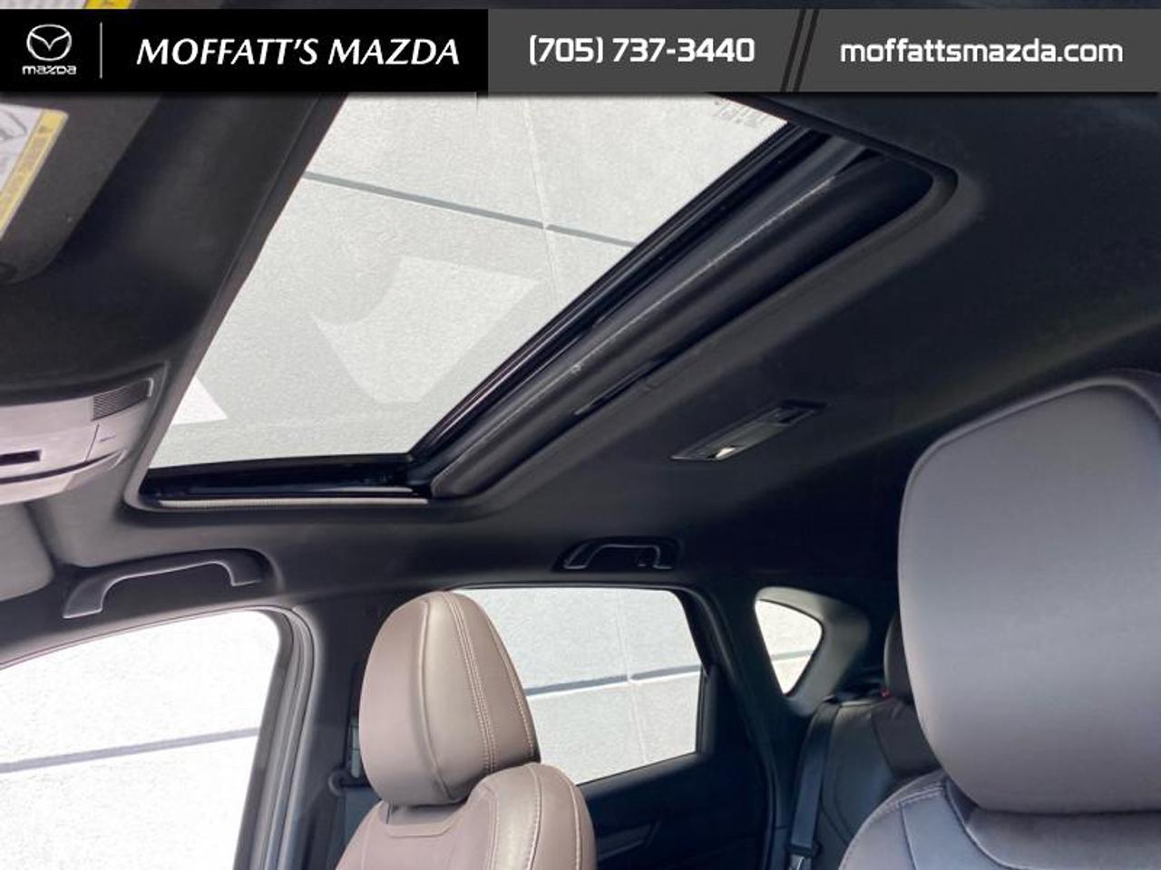 2023 Mazda CX-5 Signature Photo