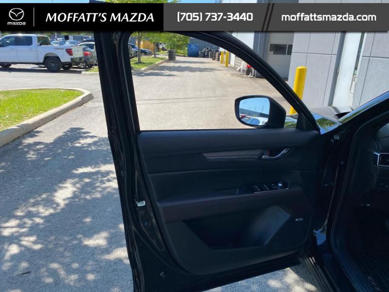 2023 Mazda CX-5 Signature Photo