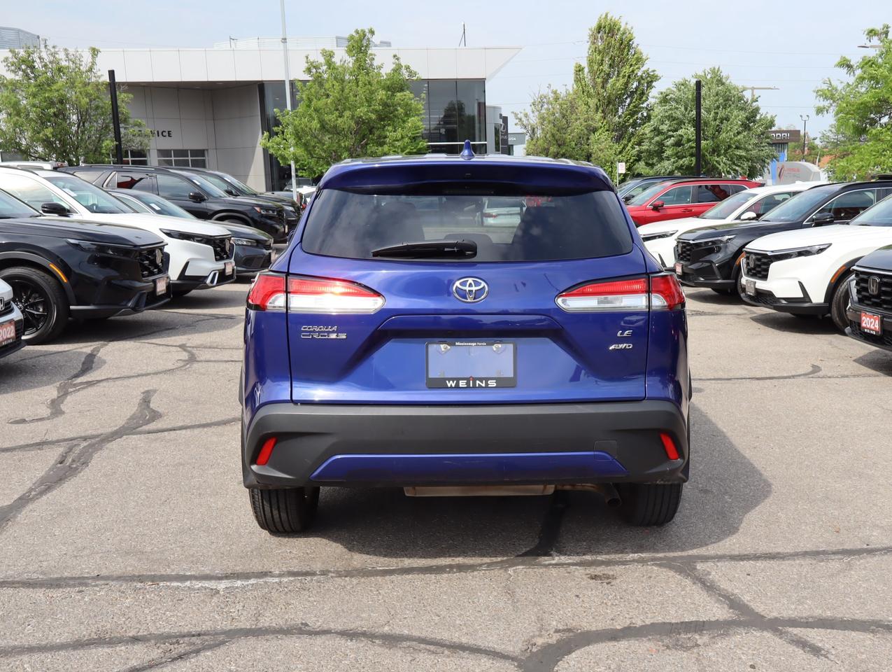 2024 Toyota Corolla Cross LE 4dr All-Wheel Drive Photo
