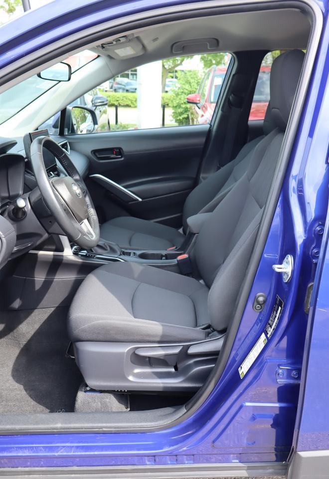 2024 Toyota Corolla Cross LE 4dr All-Wheel Drive Photo