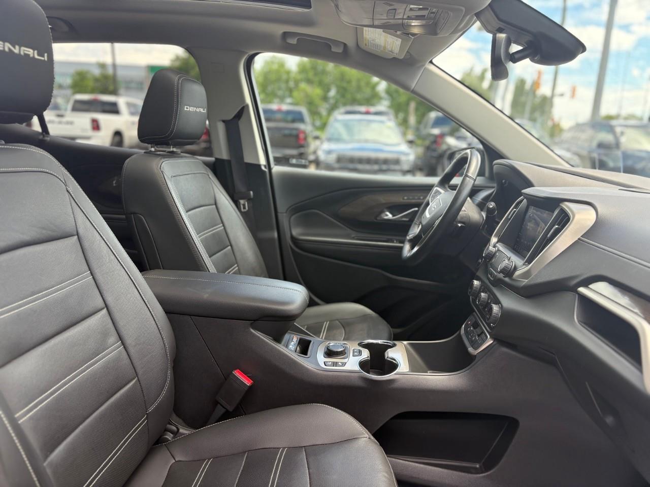 2023 GMC Terrain Denali All-Wheel Drive Photo