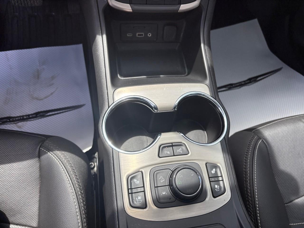 2023 GMC Terrain Denali All-Wheel Drive Photo